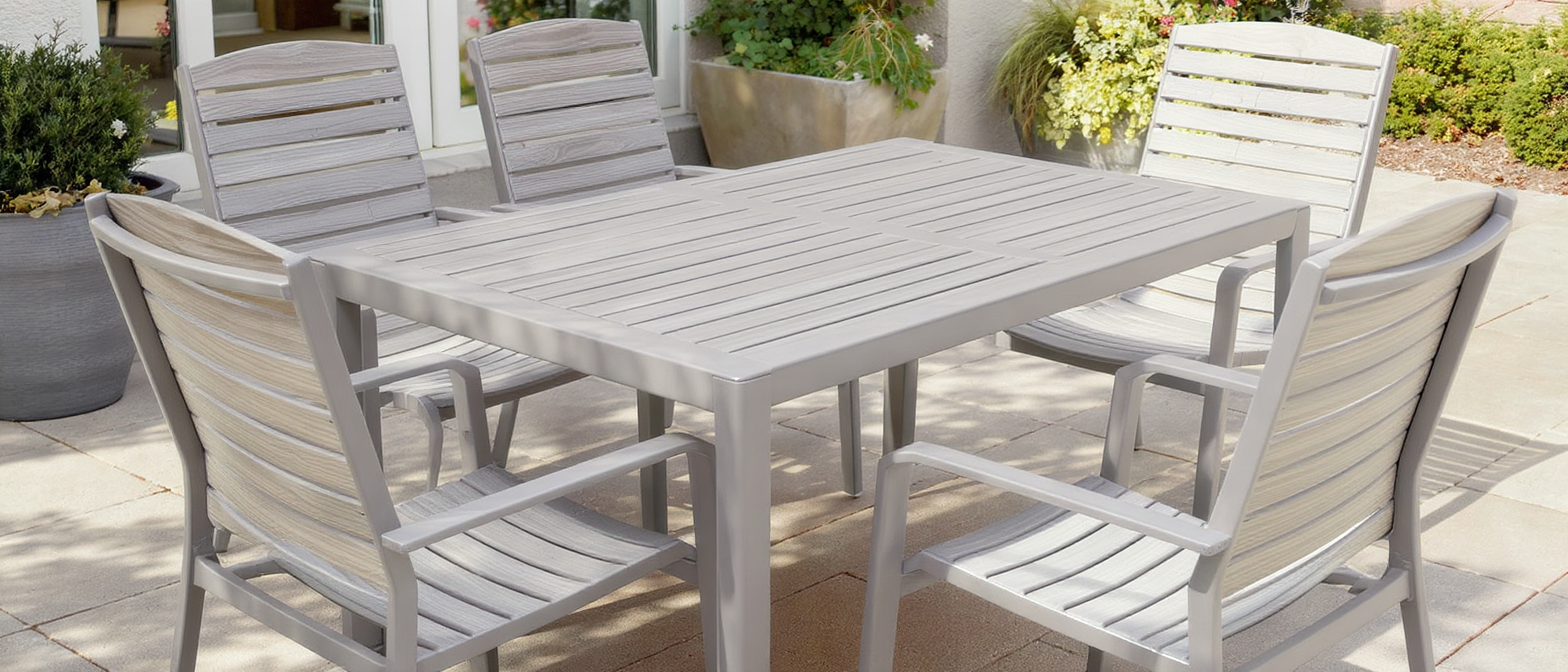 découvrez les 7 tendances incontournables du mobilier extérieur pour cet été. inspirez-vous des styles modernes et des matériaux innovants pour transformer votre terrasse ou jardin en un véritable havre de paix. ne manquez pas ces idées fraîches et pratiques pour profiter pleinement du beau temps.