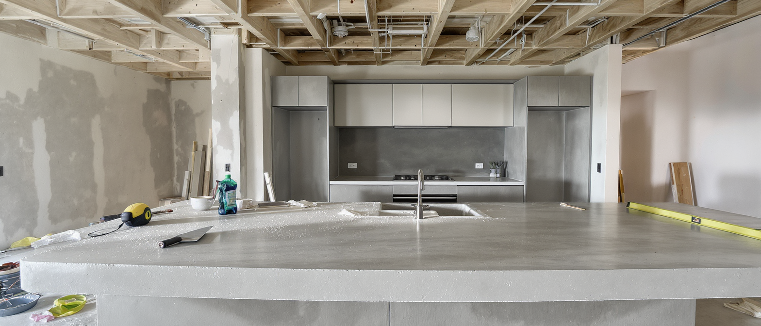 découvrez comment fabriquer un plan de travail en béton ciré grâce à notre guide pas à pas. conseils, matériel nécessaire et astuces pour réussir votre projet diy facilement.