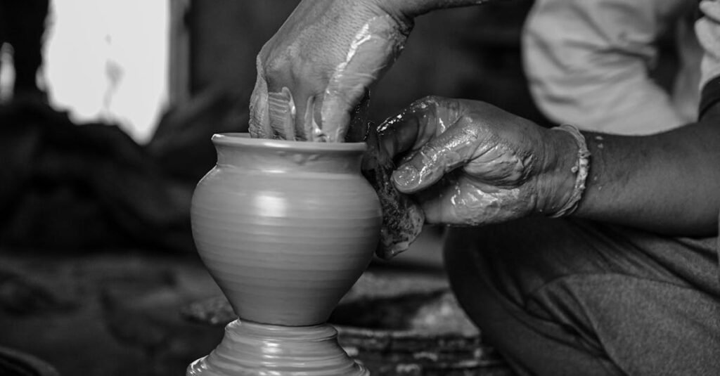 découvrez le sable polymère, une solution innovante pour sceller et renforcer vos pavés, alliant durabilité et résistance aux intempéries pour des aménagements extérieurs parfaits.