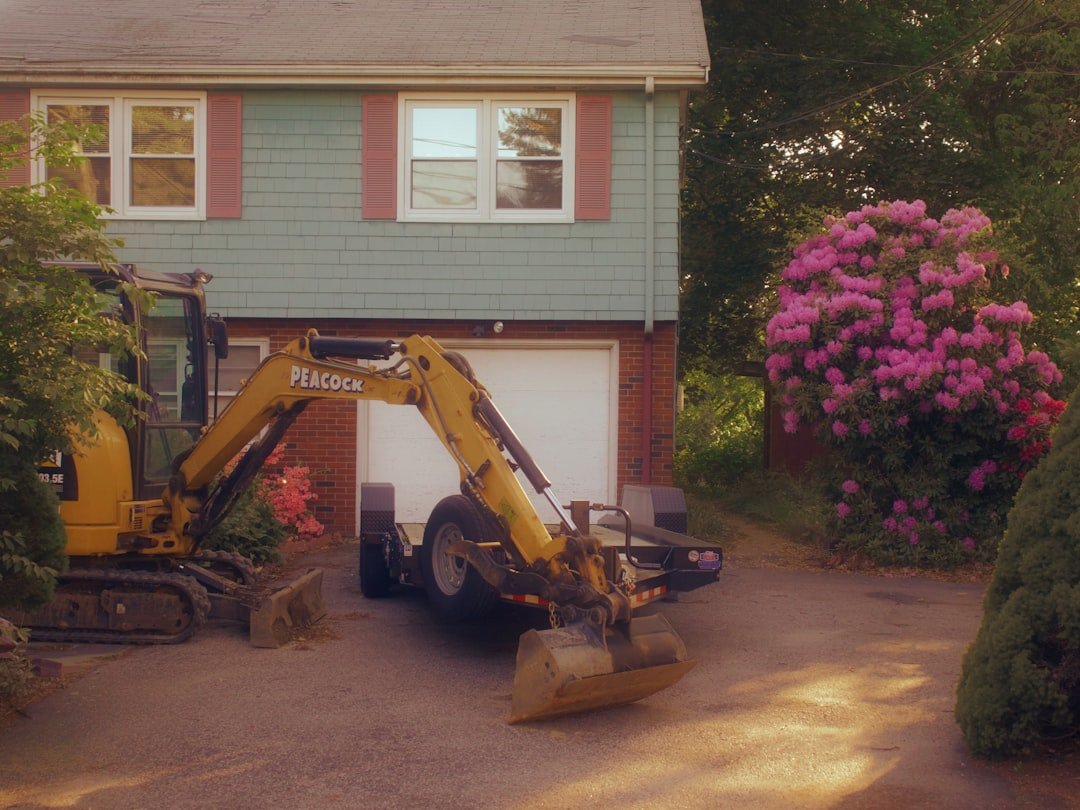 découvrez tout ce qu'il faut savoir sur les travaux voisins : réglementation, impacts et bonnes pratiques pour bien cohabiter avec les chantiers à proximité.